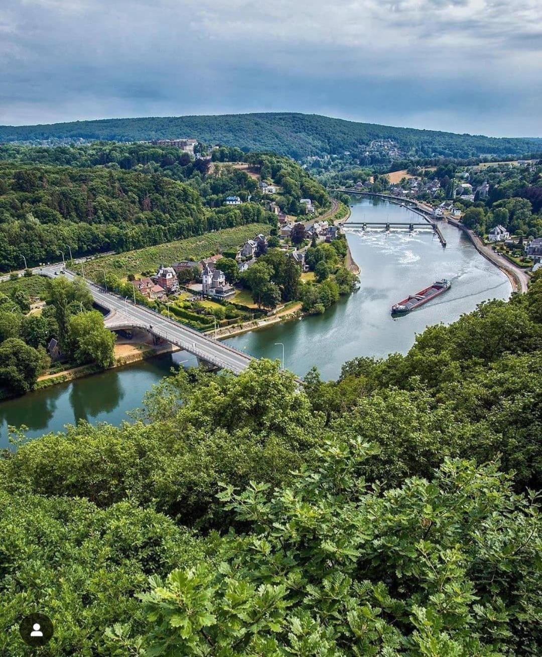Escale Chambre D'Hotes Au Coeur Du Vieux Profondeville Entre Namur Et Dinant Ngoại thất bức ảnh